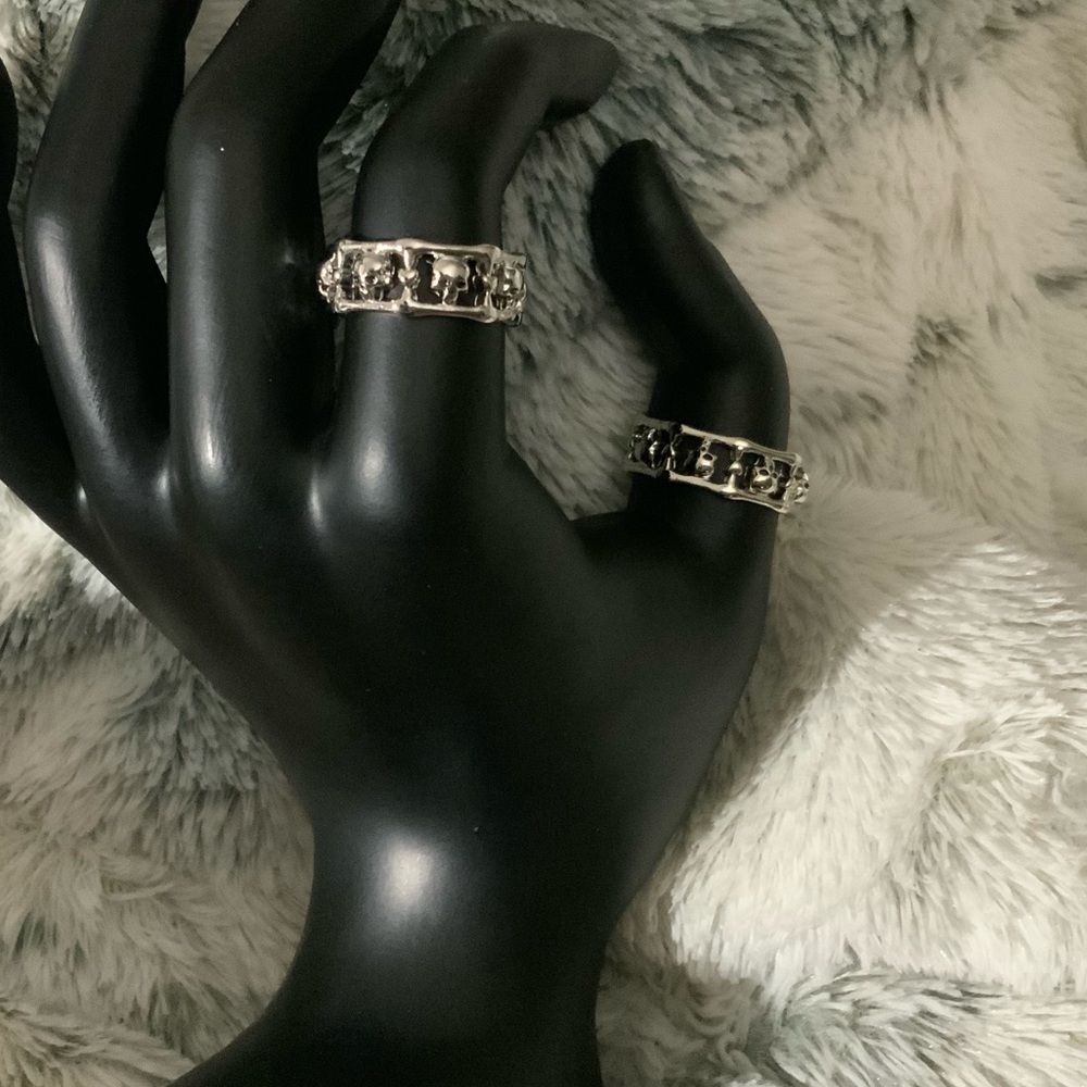 LAST 1 !! STERLING SILVER SKULL BAND RING~HIS OR HERS